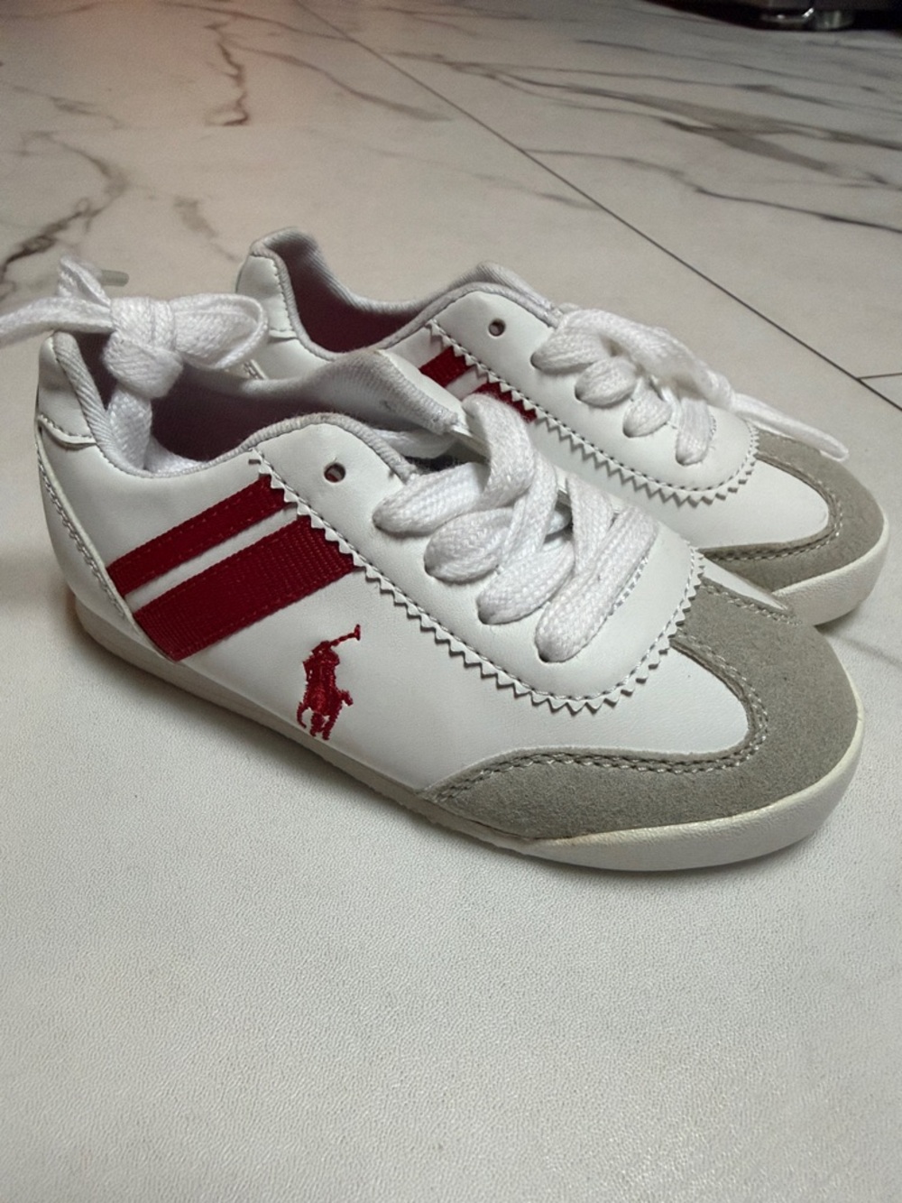 Polo by Ralph Lauren White & Red Boys Sneakers Size 8c